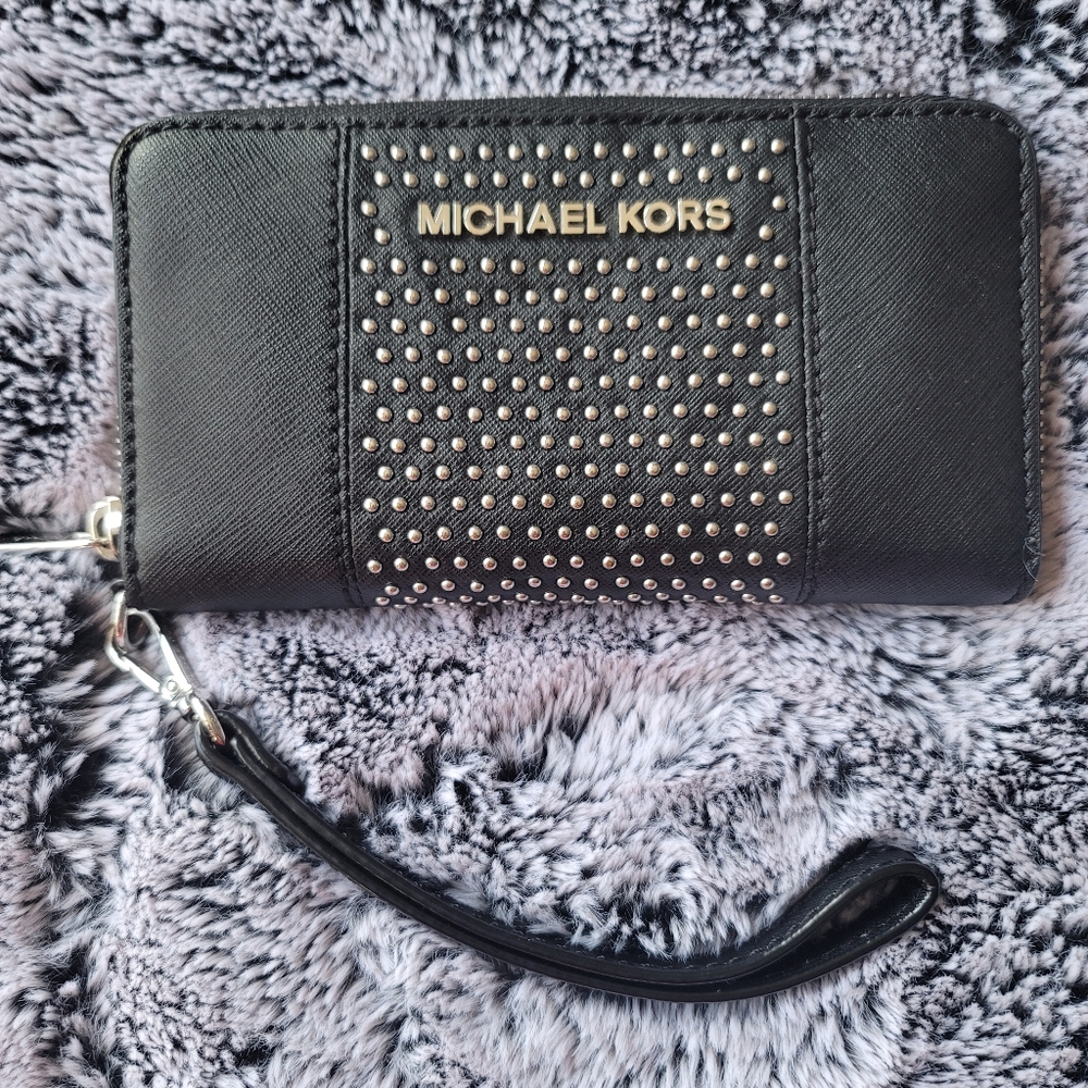 Michael Kors Wristlet